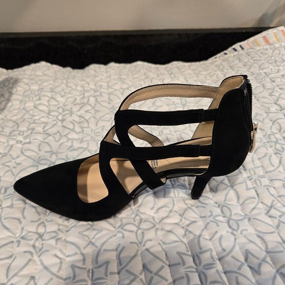 Liz Claiborne Helen Black Suede Strappy Heels - Picture 5 of 13